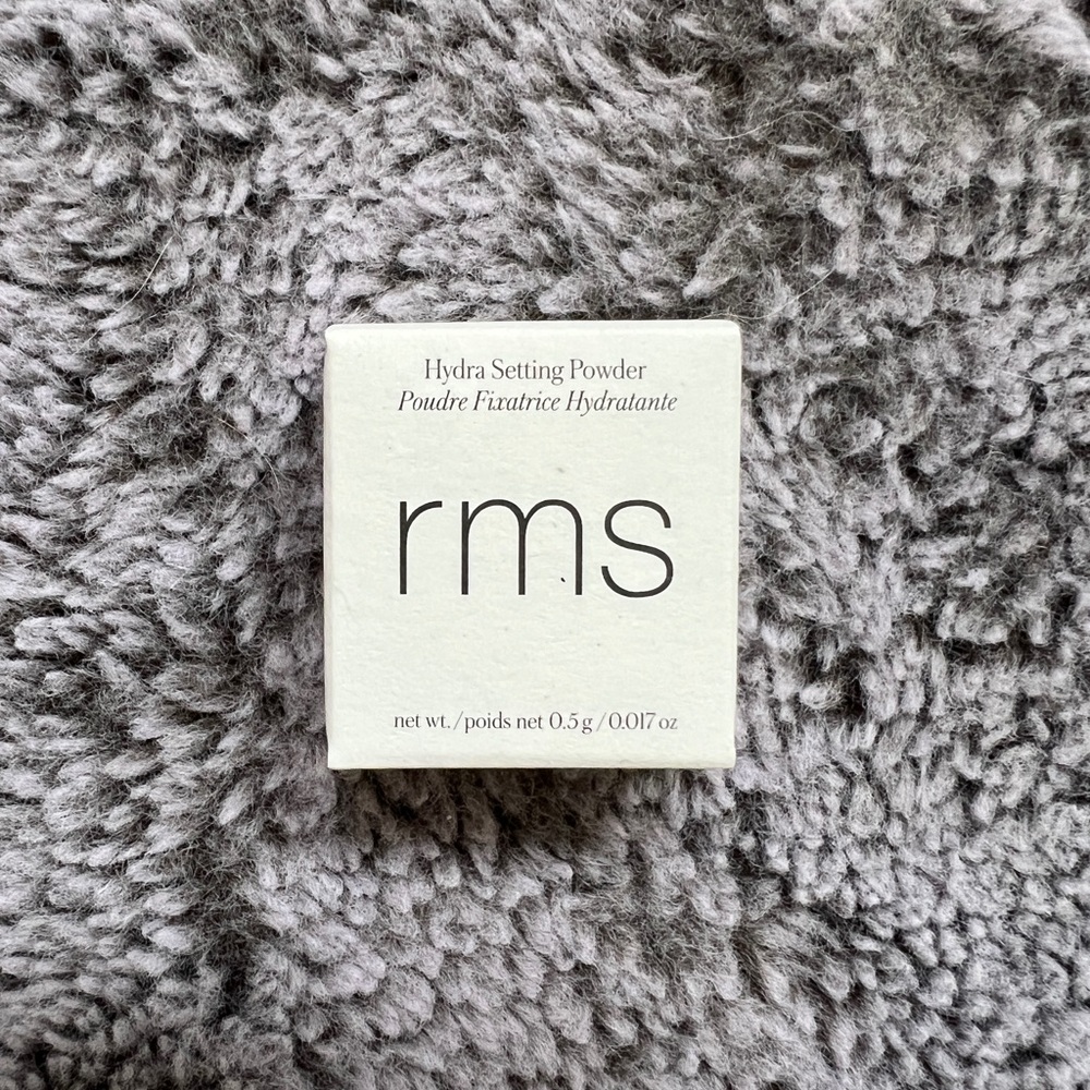 RMS Beauty Hydra Setting Powder in Light